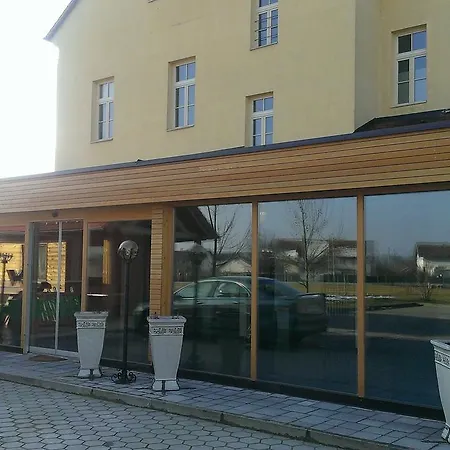 Vila Jurka * Križevci pri Ljutomeru